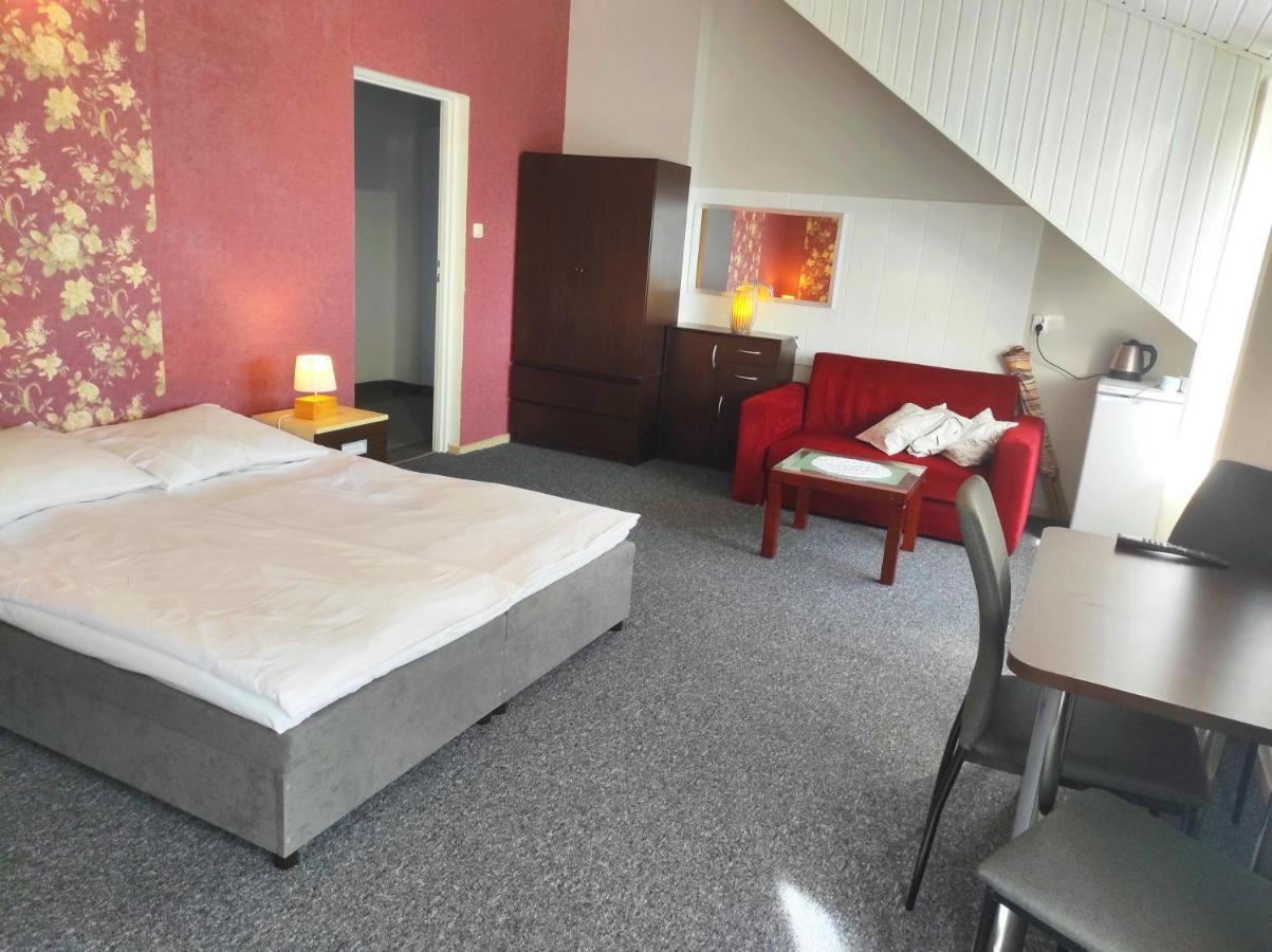Pod Roza B&B Ustka Eksteriør bilde